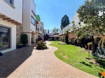 VENTA CASA EN CONDOMINIO CONJUNTO DE SOLO 2 CASAS EN COL. DEL CARMEN COYOACAN
