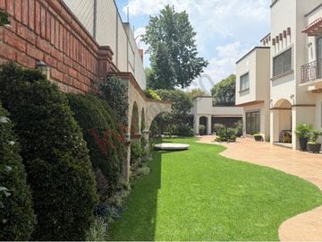 VENTA CASA EN CONDOMINIO CONJUNTO DE SOLO 2 CASAS EN COL. DEL CARMEN COYOACAN