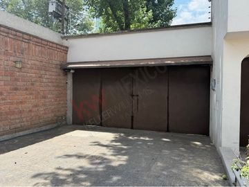 VENTA CASA EN CONDOMINIO CONJUNTO DE SOLO 2 CASAS EN COL. DEL CARMEN COYOACAN