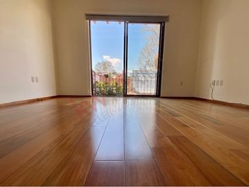 VENTA CASA EN CONDOMINIO CONJUNTO DE SOLO 2 CASAS EN COL. DEL CARMEN COYOACAN