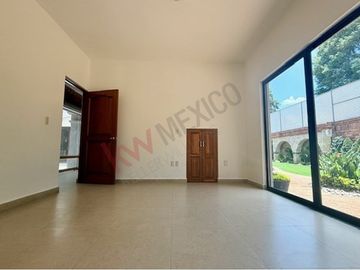 VENTA CASA EN CONDOMINIO CONJUNTO DE SOLO 2 CASAS EN COL. DEL CARMEN COYOACAN