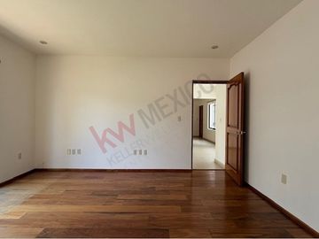 VENTA CASA EN CONDOMINIO CONJUNTO DE SOLO 2 CASAS EN COL. DEL CARMEN COYOACAN