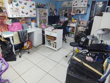 CASA EN VENTA , CERRO NAVIA, 5D,2B