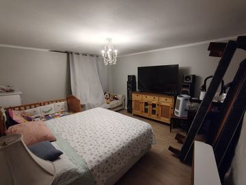 CASA EN VENTA , CERRO NAVIA, 5D,2B