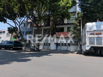 Departamento PH con terraza en Pedregal de Santo Domingo, Coyoacán - (3)