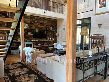 Espectacular casa en exclusivo Condominio Riberas del Estancilla, Valdivia