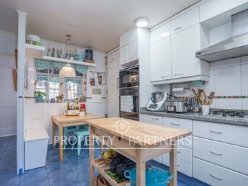 Gran casa en Bosques de Montemar