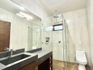 CASA VENTA LAS ESMERALDAS (NV)