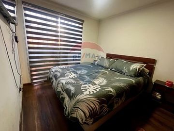 Casa Remodelada. Amplio Patio. Acceso a Club House