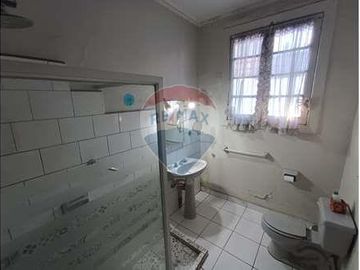 SE VENDE CASA EN SANTA ISABEL 5D/3B, PROVIDENCIA