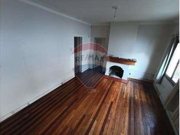 SE VENDE CASA EN SANTA ISABEL 5D/3B, PROVIDENCIA