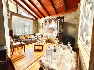 Camilo Henriquez, Quilpué. Casa con hermoso Jardín.
