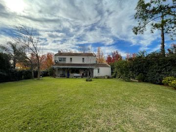Casa en venta Villa Rosa - Apta crédito