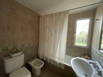 Casa en venta Villa Rosa - Apta crédito