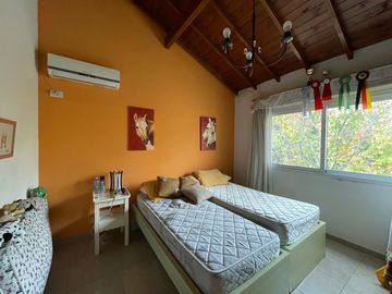 Casa en venta Villa Rosa - Apta crédito