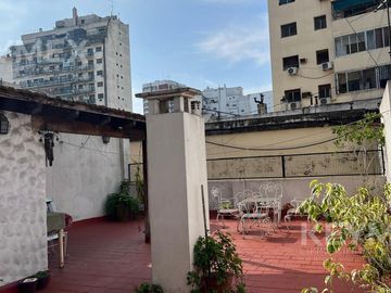 Departamento 3 ambientes, con Terraza Propia. Super luminosa, a pulmón.