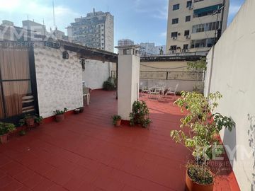 Departamento 3 ambientes, con Terraza Propia. Super luminosa, a pulmón.