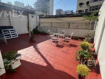 Departamento 3 ambientes, con Terraza Propia. Super luminosa, a pulmón.