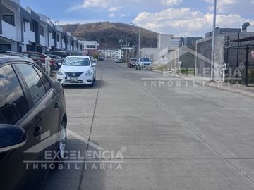 🏡 DEPARTAMENTO EN VENTA – LOMAS DEL MAYORAL