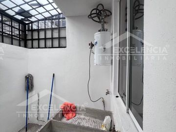 🏡 DEPARTAMENTO EN VENTA – LOMAS DEL MAYORAL
