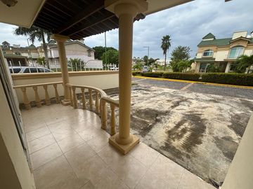Casa en VENTA - Fracc. Residencial la Joya
