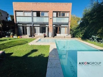 Casa en venta de 3 dormitorios c/ cochera en City Bell