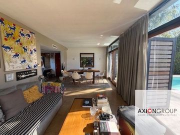 Casa en venta de 3 dormitorios c/ cochera en City Bell