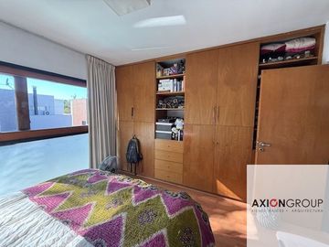 Casa en venta de 3 dormitorios c/ cochera en City Bell