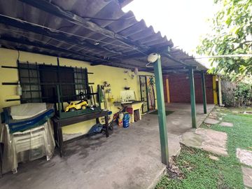 CASA 3 AMBIENTES EN VENTA LONGCHAMPS APTO CREDITO