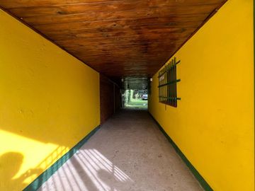 CASA 3 AMBIENTES EN VENTA LONGCHAMPS APTO CREDITO