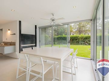 CASA EN VENTA EN ABRIL