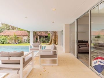 CASA EN VENTA EN ABRIL
