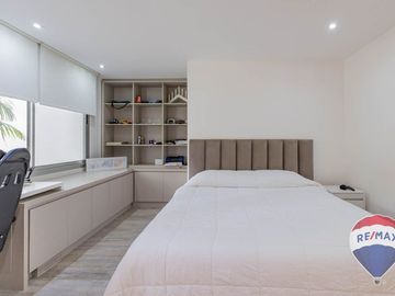 CASA EN VENTA EN ABRIL