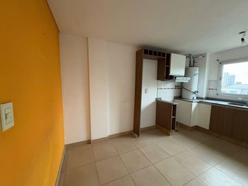 VENTA DEPARTAMENTO CON COCHERA BERAZATEGUI CENTRO