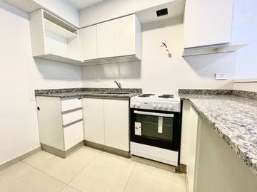 VENTA 2 AMB CON BALCON AESTRENAR ALMAGRO