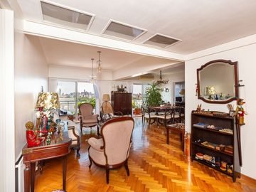 DPTO EN VENTA VILLA CRESPO 4 AMB + DEP.  RECICLADO