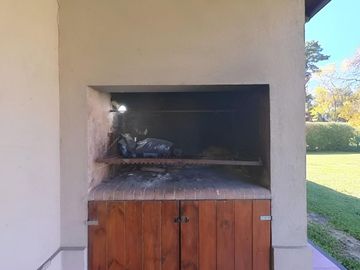 VENTA CASA 5 AMBIENTES PILETA LOTE PROPIO EN PILAR