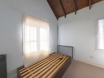 VENTA CASA 5 AMBIENTES PILETA LOTE PROPIO EN PILAR