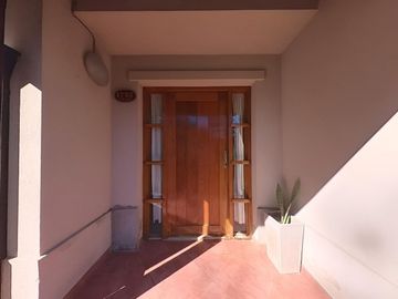 VENTA CASA 5 AMBIENTES PILETA LOTE PROPIO EN PILAR