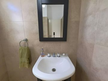 VENTA CASA 5 AMBIENTES PILETA LOTE PROPIO EN PILAR