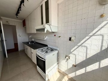 VENTA DPTO 3 AMB EN BALVANERA BALCON MUY LUMINOSO