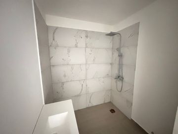 VENTA DUPLEX A ESTRENAR MARTINEZ 4 AMB CON PILETA