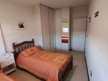 DPTO 2 DORMI AMENITIES PILETA GYM COCHERA CENTRO