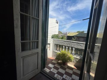 VENTA DE CASA 7 AMBIENTES EN AVELLANEDA