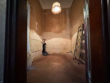 VENTA DE CASA 7 AMBIENTES EN AVELLANEDA