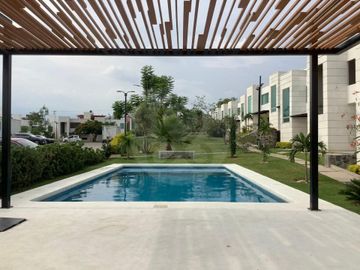 Casa en condominio en venta en Fraccionamiento Real de Oaxtepec