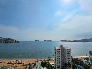 Tu departamento frente al mar en la bahía de Acapulco!