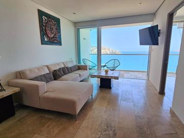 Tu departamento frente al mar en la bahía de Acapulco!