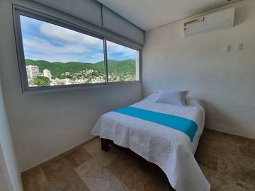 Tu departamento frente al mar en la bahía de Acapulco!