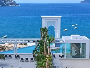 Tu departamento frente al mar en la bahía de Acapulco!